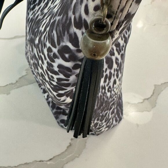 Tommy Bahama cheetah print purse bag - Picture 5 of 10